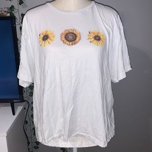 Sunflower cropped graphic tee